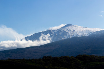 Fototapeta na wymiar Vulcano Etna at Sicily