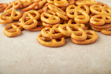 pretzel bagels salt food baking pastry