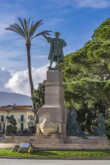 Fototapeta na wymiar Monument to Christopher Columbus in Rapallo, Italy