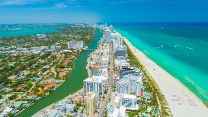 Papier Peint photo Photo aérienne Aerial view city Miami Beach, South Beach, Florida, USA.