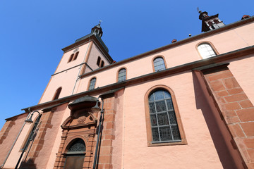 Fototapeta na wymiar Katholische und Evangelische Gemeinschaftskirche St Markus in Wittlich
