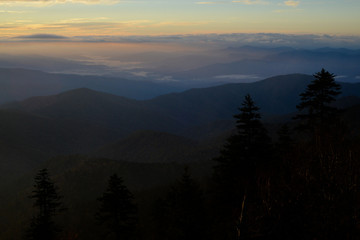 Fototapeta na wymiar Sunrise in the Smoky Mountains