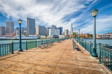 Fototapeta premium Historic Pier 7 with San Francisco financial district, California, USA