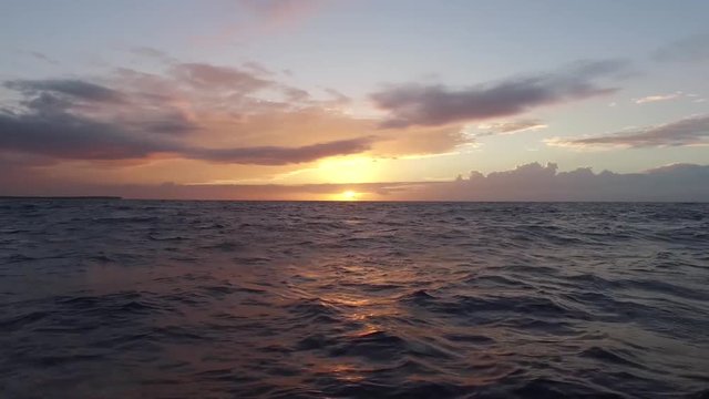 atardecer mar oceno cielo nuves
