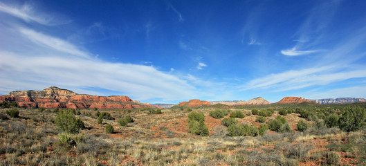 Naklejka premium Famous Red Rock landscape, Sedona, Arizona, USA. Biking, hiking and walking trails climbing cliffs