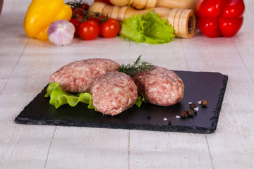 Raw pork cutlet