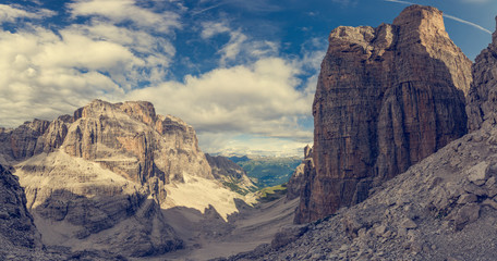 Spectacular mountain panorama.