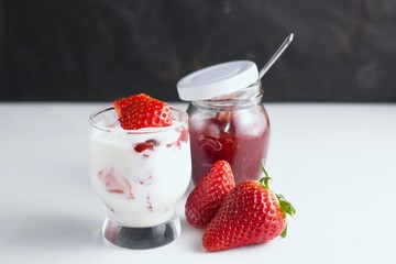 yogurt and strawberries