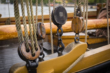 Ropes and pulleys at a vintge yacht