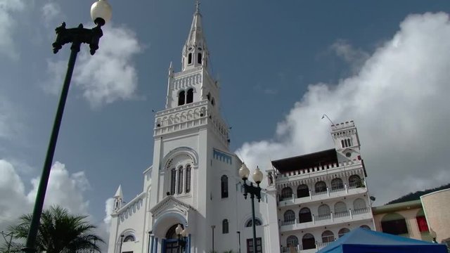 Tilt up of beautiful church in Montecristi, Ecuador