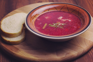 vegetarian borscht with string beans, toned