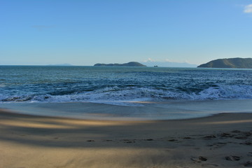 Fototapeta na wymiar Sununga beach, Ubatuba, Brazil