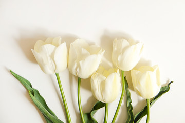 Feminine flower composition with bunch of 