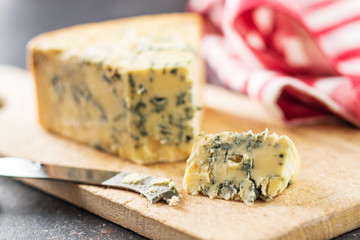 Tasty blue cheese.