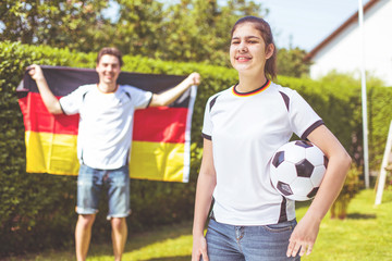 Naklejka premium Fussball Wm Familie beim Public viwing