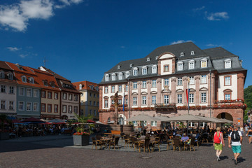 Fototapeta na wymiar Marktplatz and town Hall Heidelberg, Germany