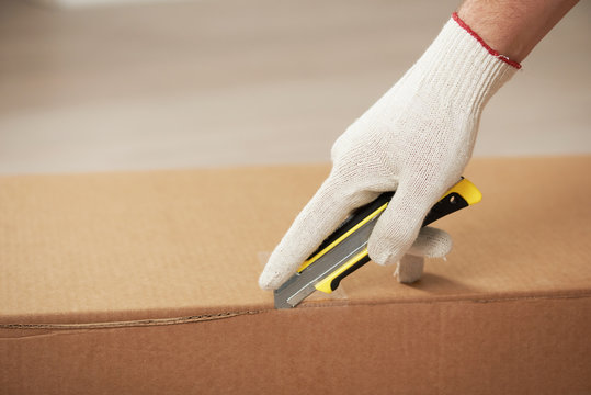 802 Cardboard Cutter Stock Photos, High-Res Pictures, and Images - Getty  Images