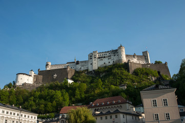 Fototapeta na wymiar Salzburg, Altstadt, Fremdenverkehr, Sommer