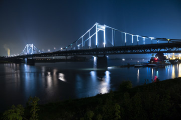 Fototapeta na wymiar Rhein bei Nacht