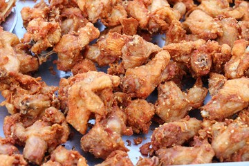 Fried chicken is delicious in street food
