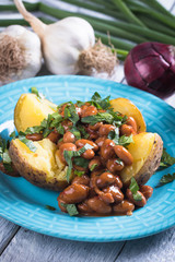 Refried beand with jacket potato