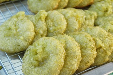 Deep Fried Rice Flour pandan flavour ,Thai pancake