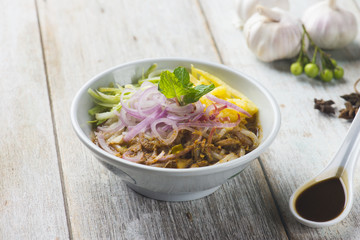 Assam Laksa (Noddle in Tangy Fish Gravy)