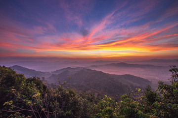 Fototapeta na wymiar Hatyai city top view on Kor Hong mountain, Songkhla Province Thailand