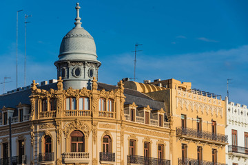 Valencia Gebäude mit Kuppel Jugendstil