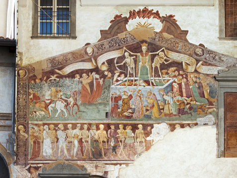 Clusone, Fresco, Dance of the Death