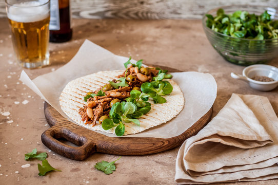 Pulled Pork Tortilla Wraps