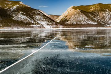 Jezioro Bajkał zimą, Syberia, Rosja - obrazy, fototapety, plakaty