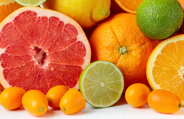 Close up of citrus fruits.