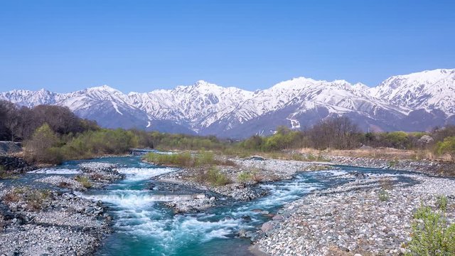 白馬村の春の風景