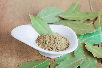 Powder of dried bay leaf of the bay tree, used in cooking.