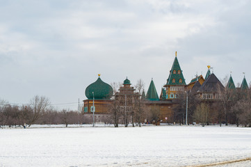 Fototapeta premium Winter view of the Wooden Palace of Tsar Alexei Mikhailovich in Kolomensckoe, Moscow, Russia, famous touristic place and museum of wooden architecture