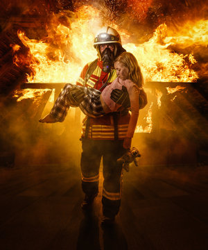 Feuerwehrmann rettet ein Kind