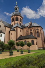 Fototapeta na wymiar Ancient monastery Seligenstadt : Basilika St Marcellinus and Petrus. Germany
