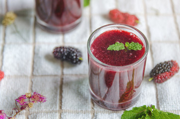 Mulberry juice and mulberry fruit, Fresh berry fruit and berry smoothies with mint