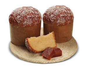 Panettone with sweet guava is the traditional Italian dessert for Christmas.