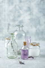 Obraz premium Aromatic oils and salt