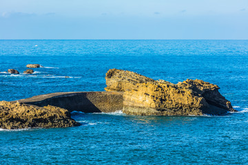 ROCHER DE L OCEAN ATLANTIQUE