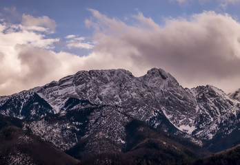 Obraz premium View towards Giewont Peak in Polish Tatra Mountains