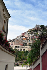 Obraz premium Positano houses above street