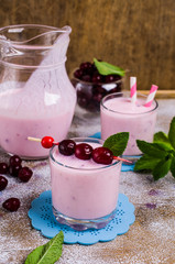 Milkshake with cranberry