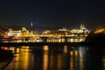 Fototapeta na wymiar Evening panorama of Prague