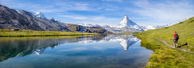 Küchenrückwand glas motiv Matterhorn Wanderurlaub in der Schweiz am Stellisee, Schweizer Alpen, Kanton Wallis