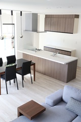 新築の家のリビング、ダイニング