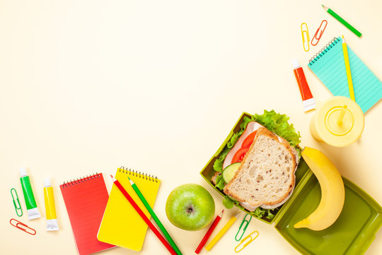 Fresh sandwich and apple for healthy lunch in the plastic lunch box