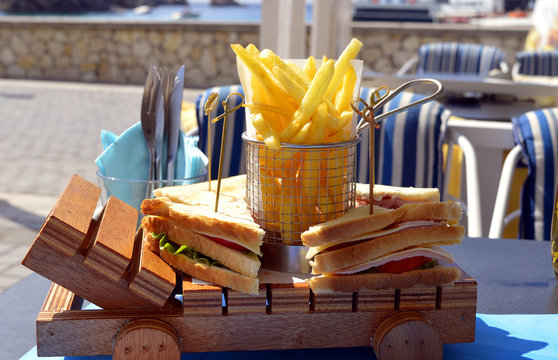Paxos harbour club sandwich and chips